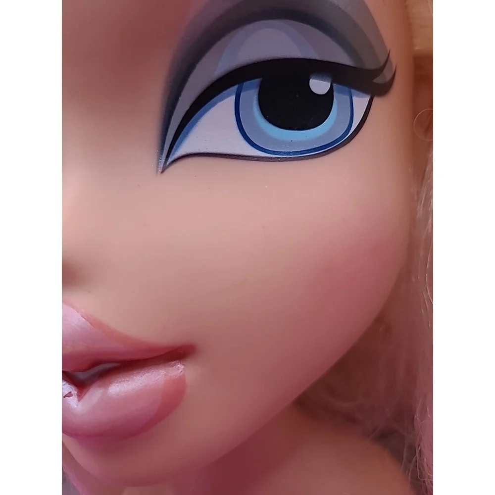 2002 BRATZ CLOE‎ GLAMMED UP FUNKY FASHION MAKEOVER LARGE Styling Doll Head READ